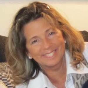 Meet your Posher, Suzanne